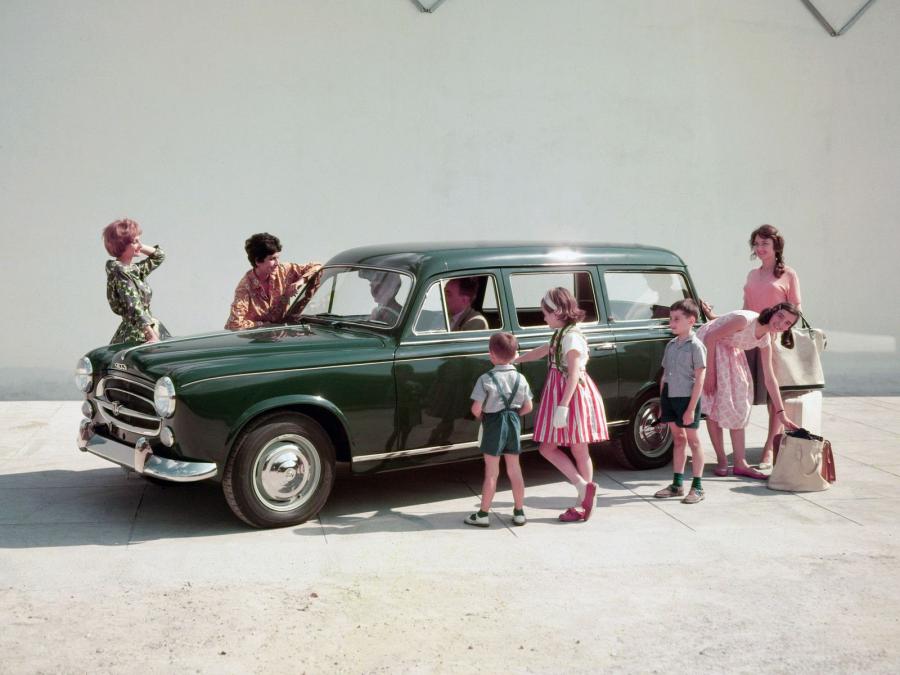  Peugeot 403 Familiale 1955 года  (фото 3 из 7)